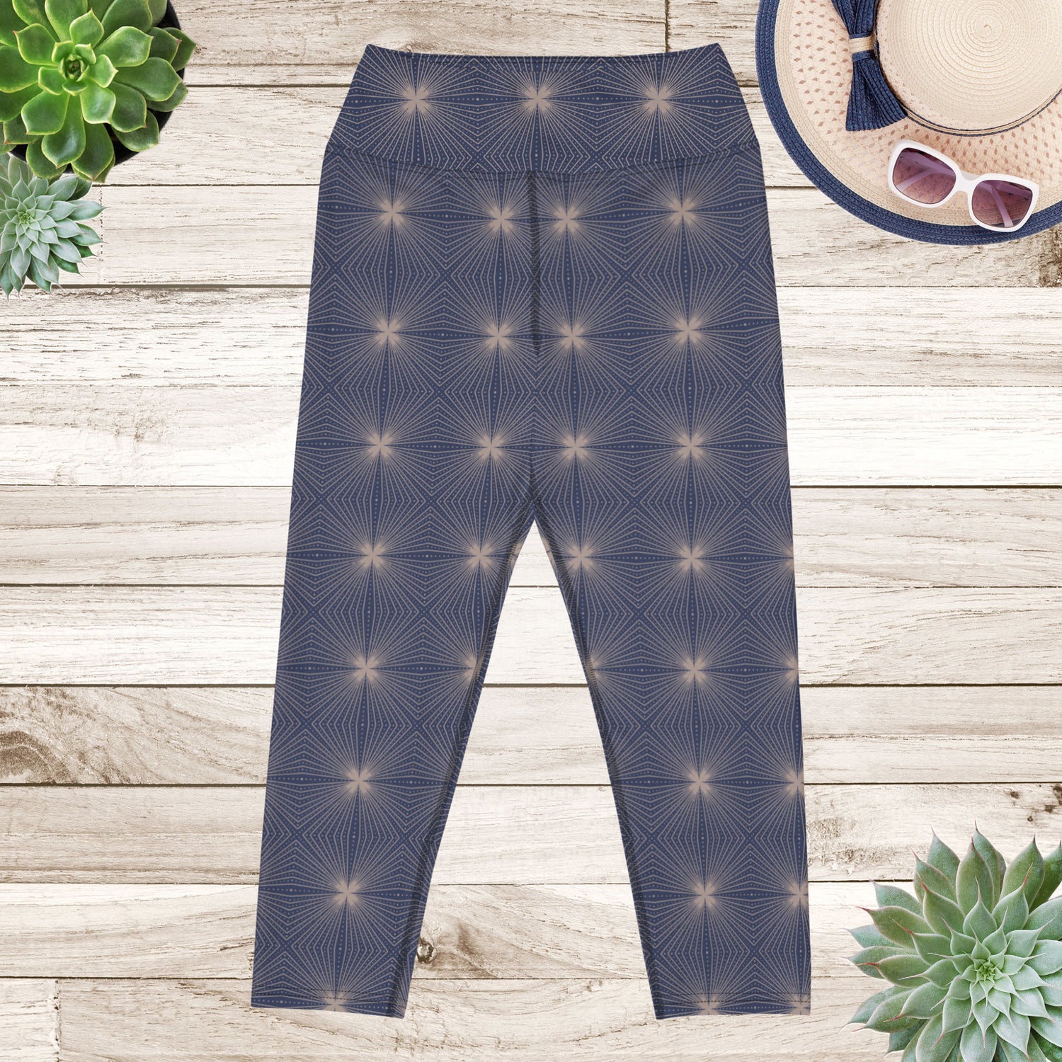 Stars Connected Yoga Capri Leggings | DEEAREST LTD