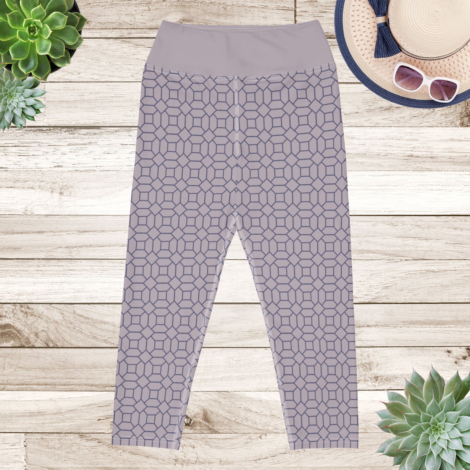 Lilac Pattern Yoga Capri Leggings | DEEAREST LTD