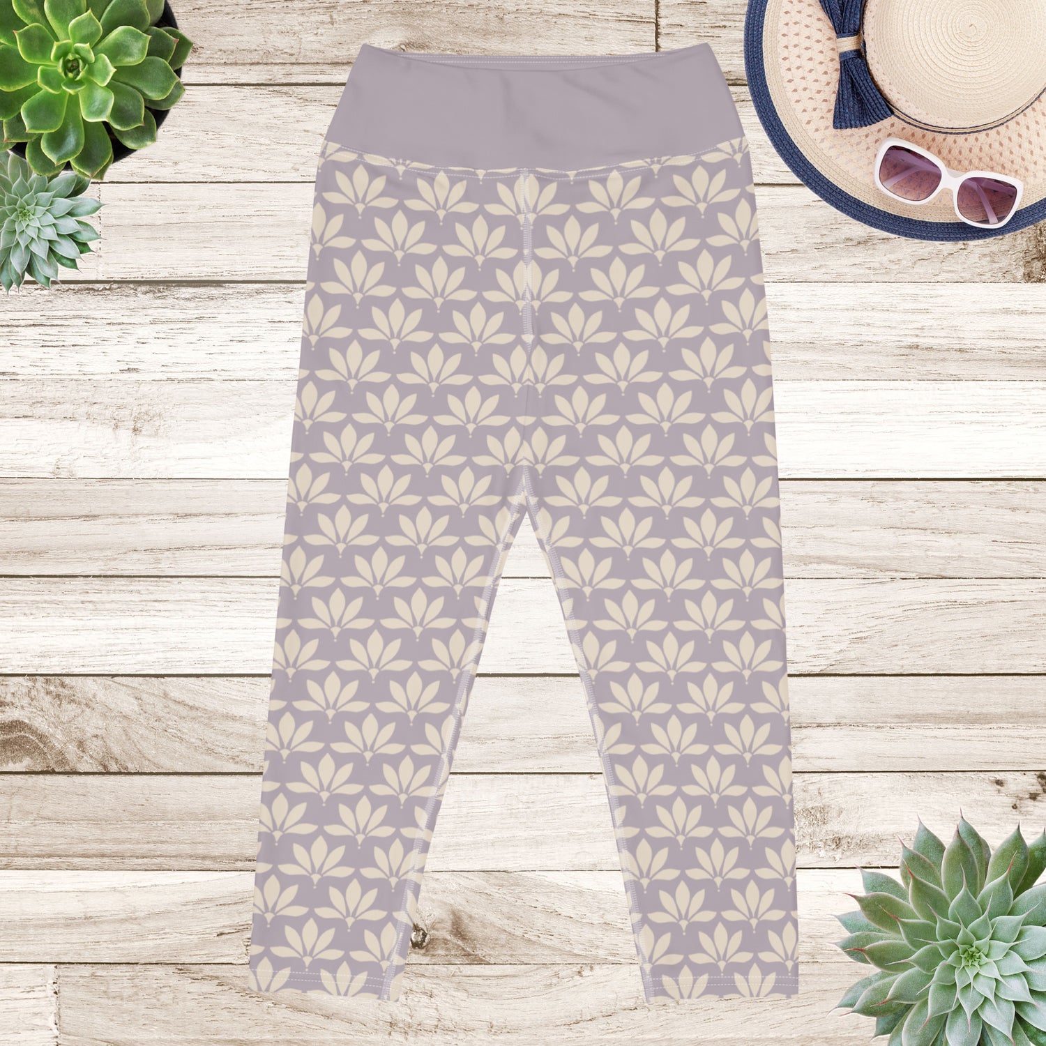 Lilac Flower Yoga Capri Leggings | DEEAREST LTD