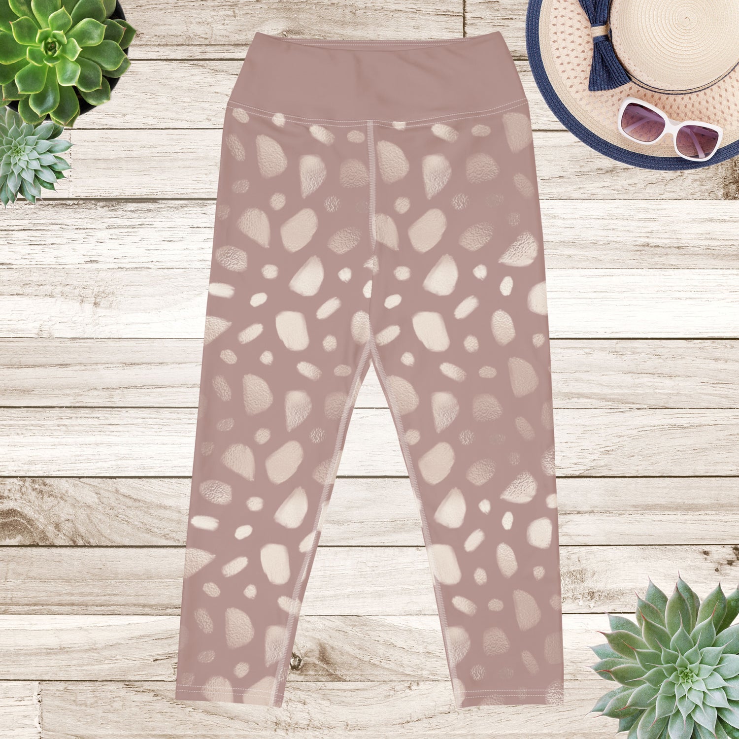 Rose Encounter Yoga Capri Leggings | DEEAREST LTD