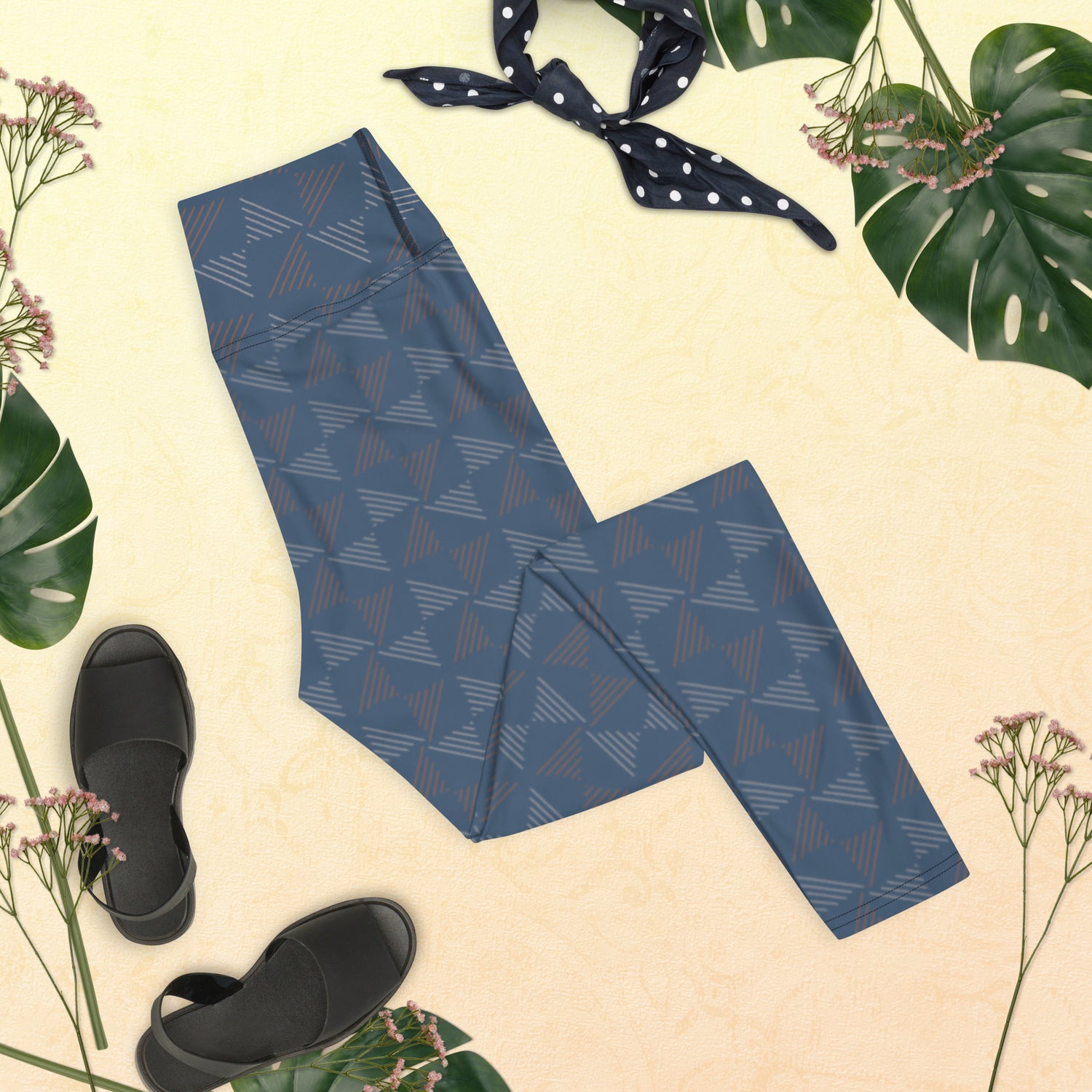 Blue Pottery Yoga Leggings | DEEAREST LTD