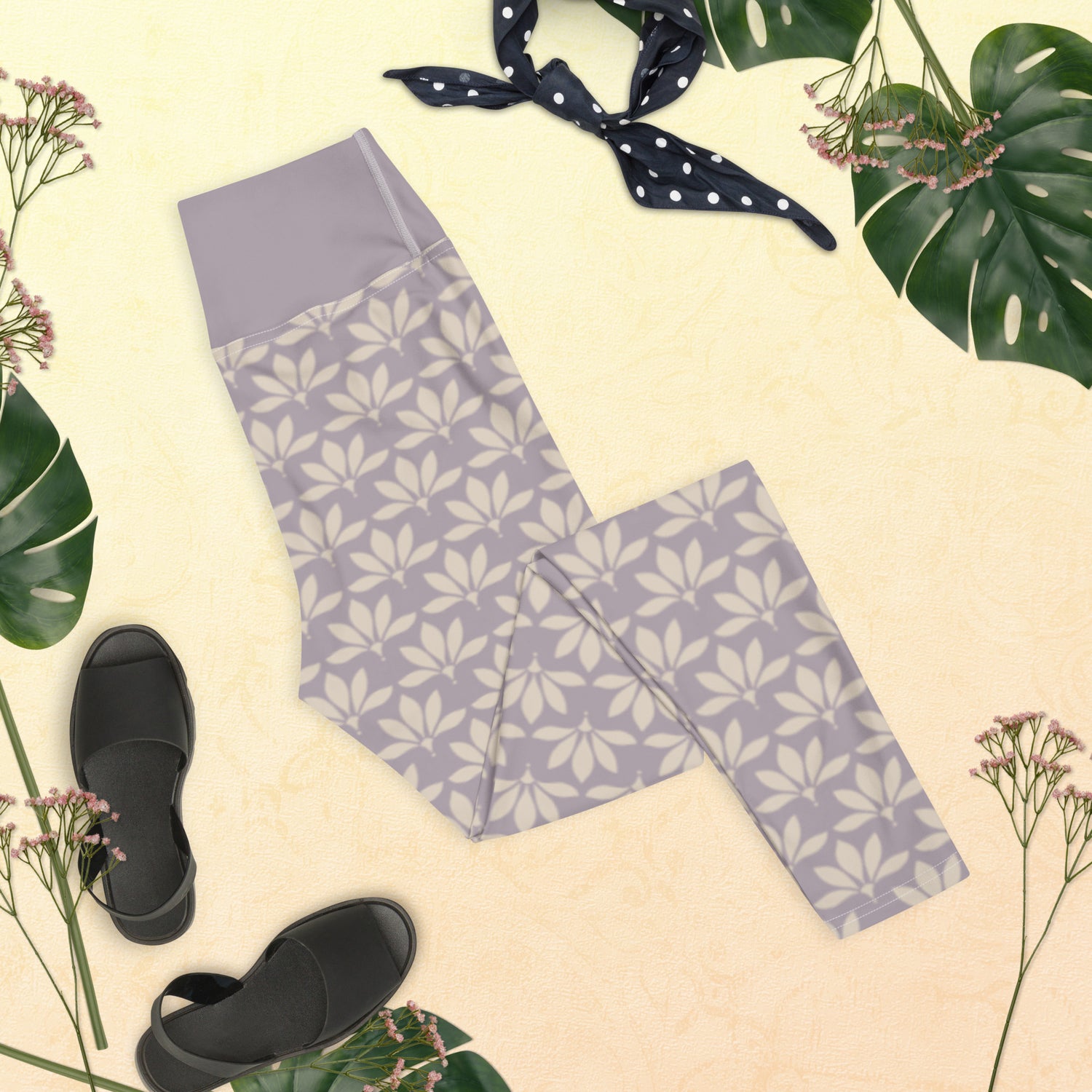 Lilac Flower Yoga Leggings | DEEAREST LTD