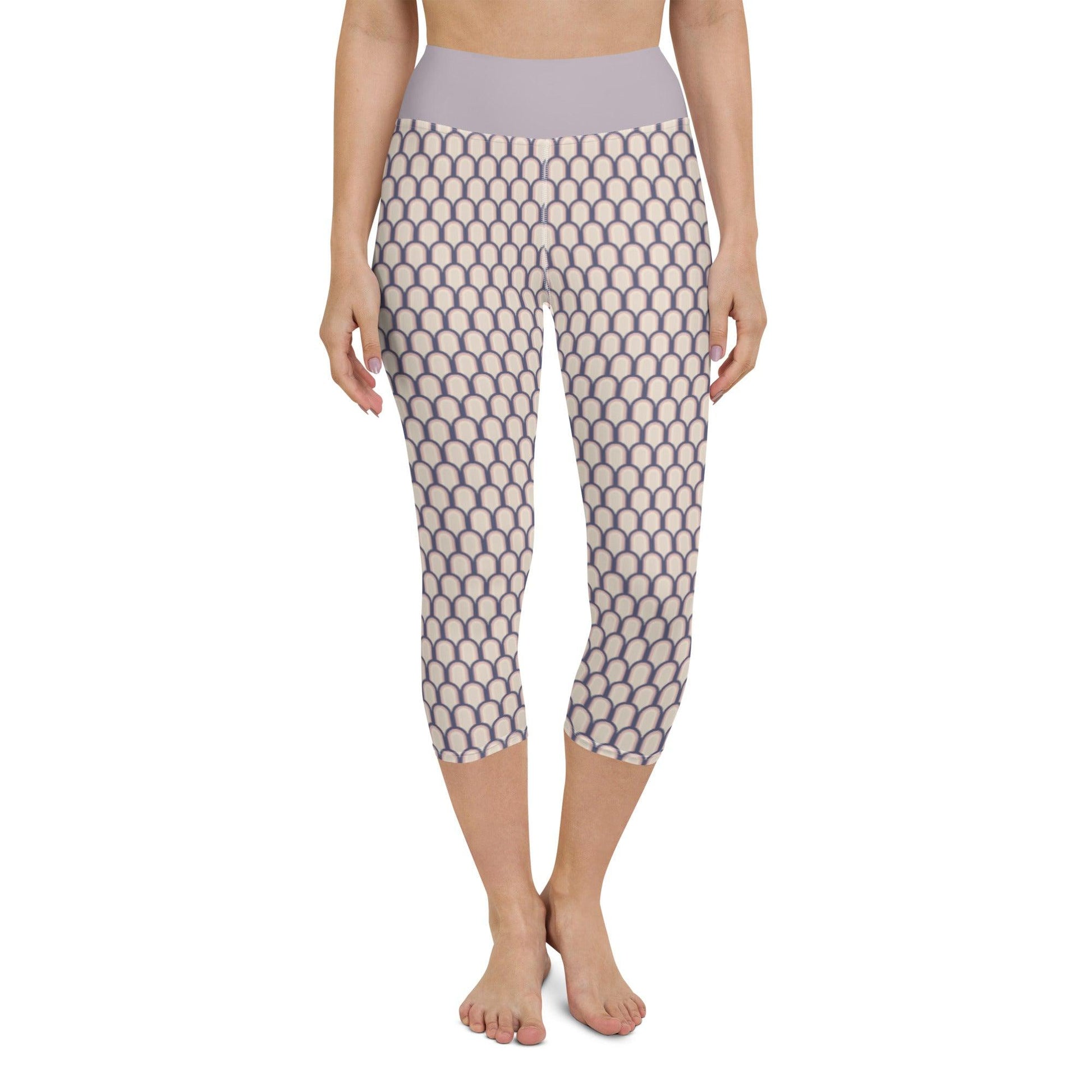 Lilac Arch Yoga Capri Leggings | DEEAREST LTD