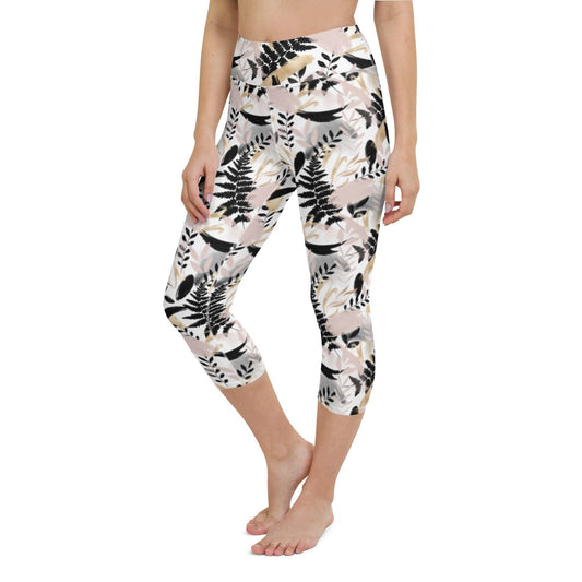 Gentle Leaves Yoga Capri Leggings | DEEAREST LTD