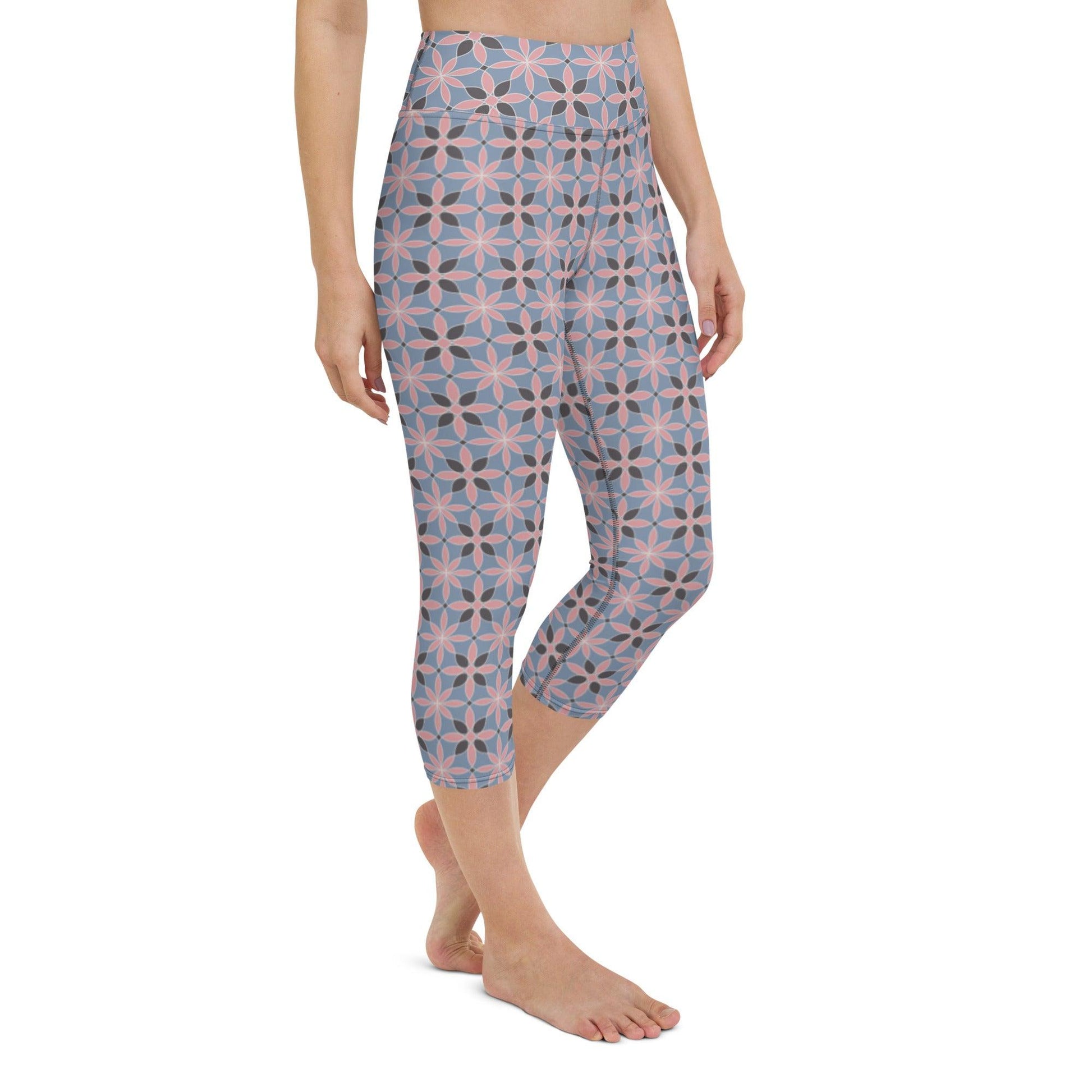 Earthly Pattern Yoga Capri Leggings | DEEAREST LTD