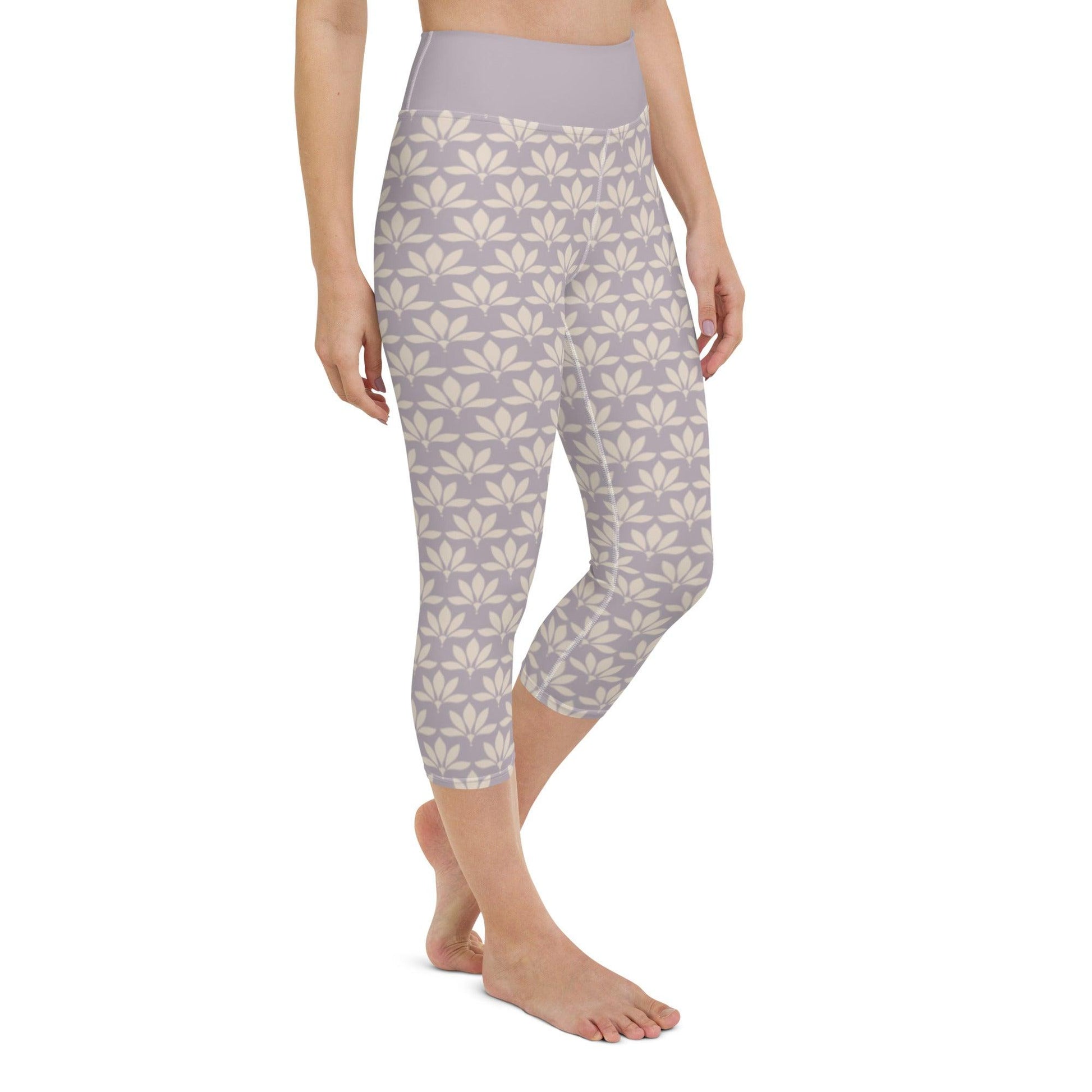 Lilac Flower Yoga Capri Leggings | DEEAREST LTD