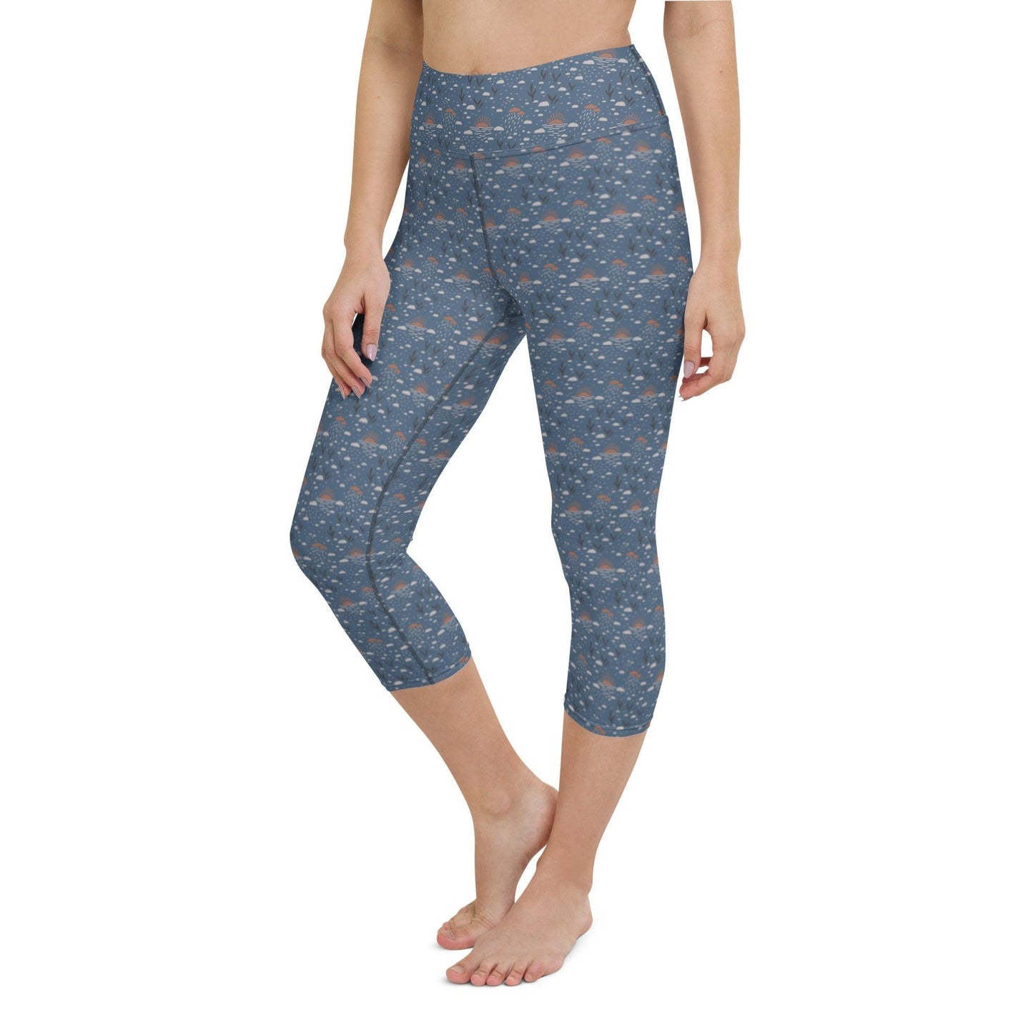 Blue Earth Yoga Capri Leggings | DEEAREST LTD