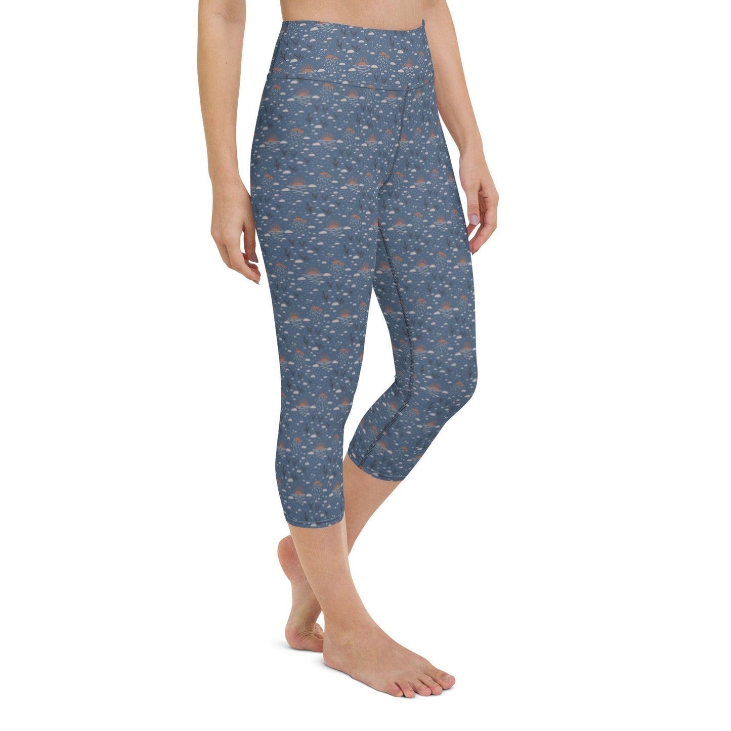 Blue Earth Yoga Capri Leggings | DEEAREST LTD