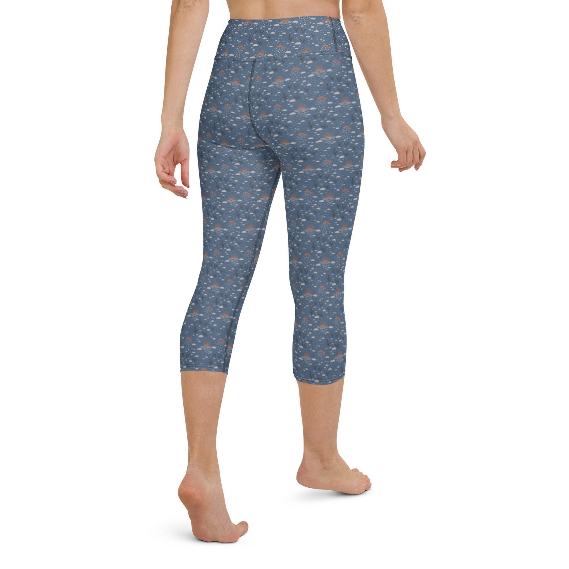 Blue Earth Yoga Capri Leggings | DEEAREST LTD