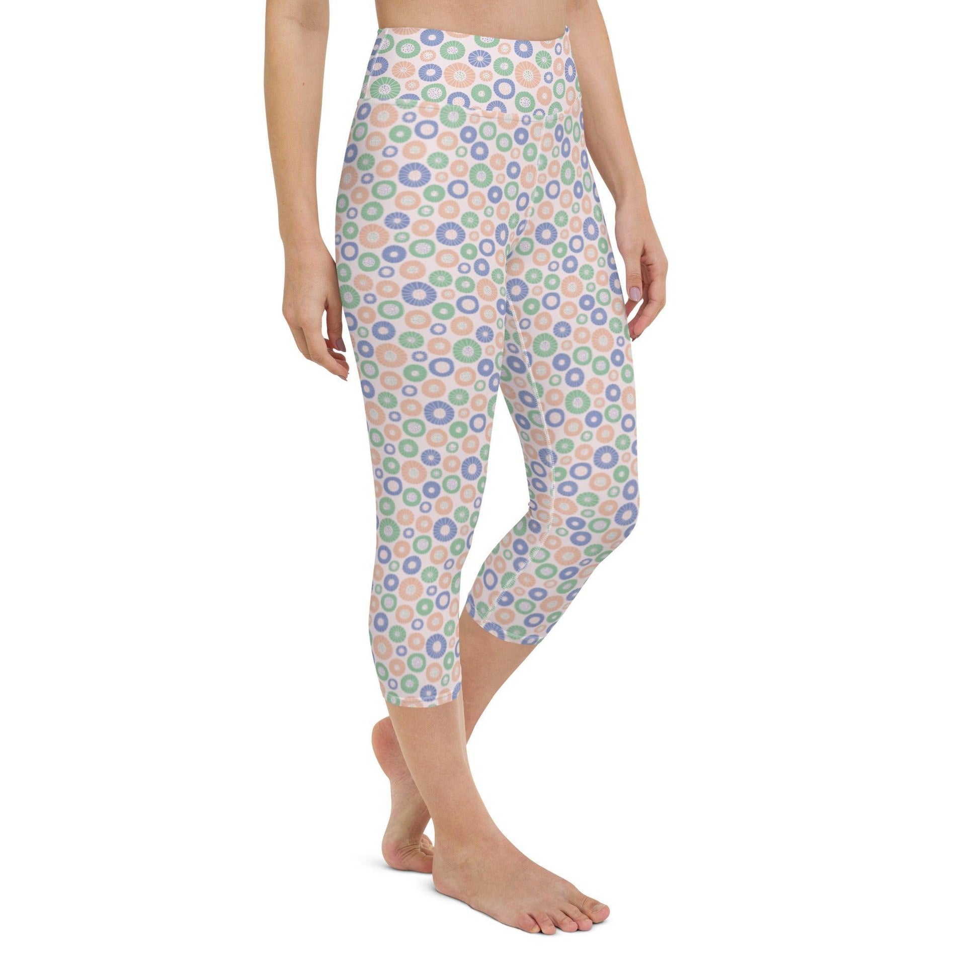 Blush Circle Yoga Capri Leggings | DEEAREST LTD